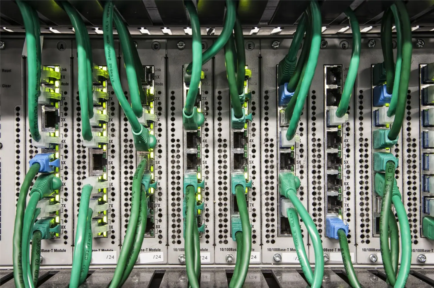 Implementacja protokołu BGP EVPN