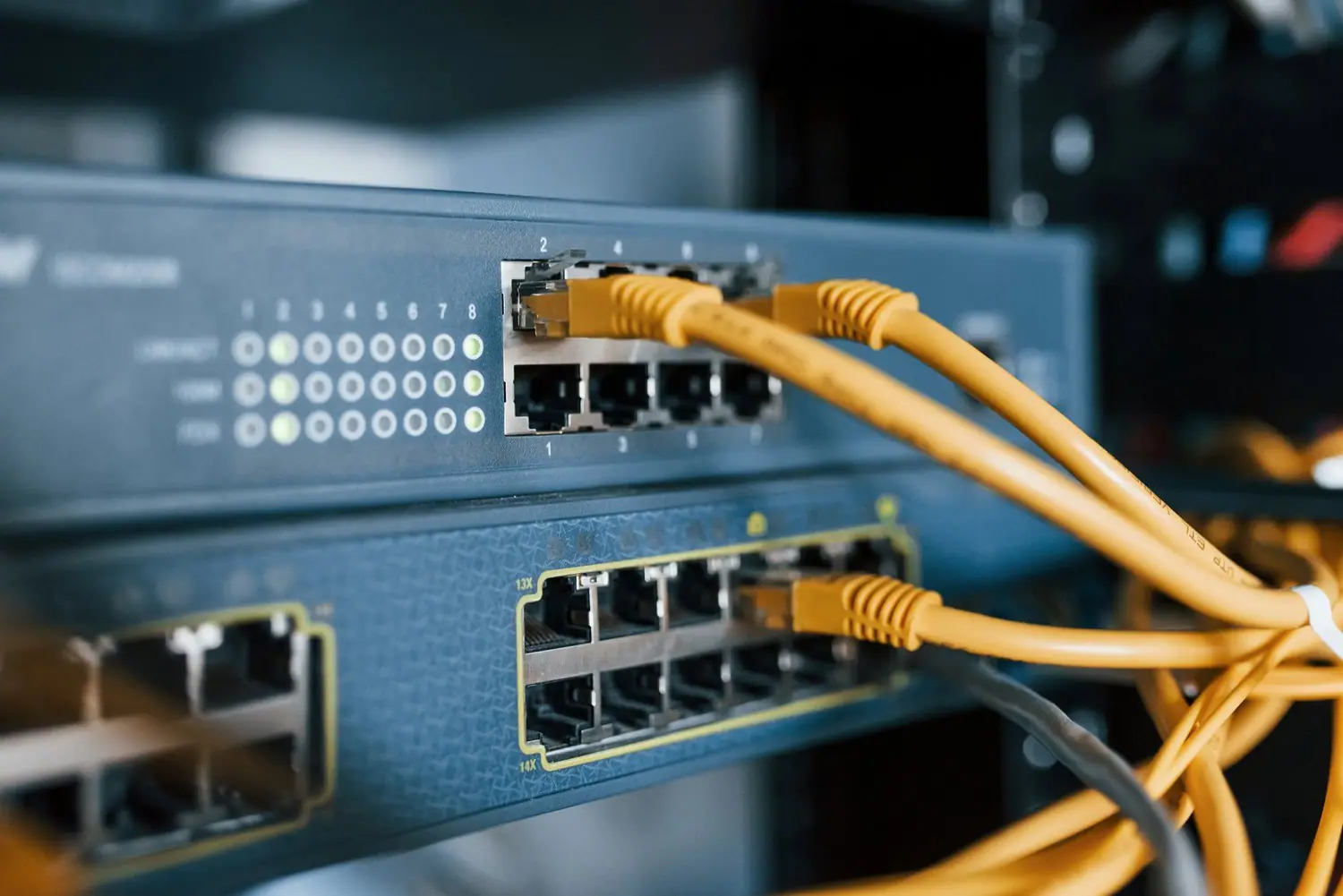 Zarządzanie siecią poprzez automatyzację Ansible